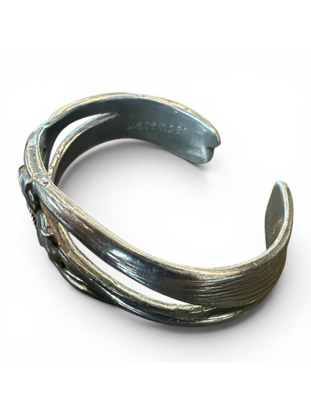Salisbury Pewter Cuff December Narcissus Bracelet Wide 3D 7" - Picture 3 of 6